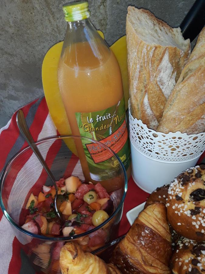 Chez Yvette , C'Est Chouette!! Bed & Breakfast Carcassonne Exterior photo